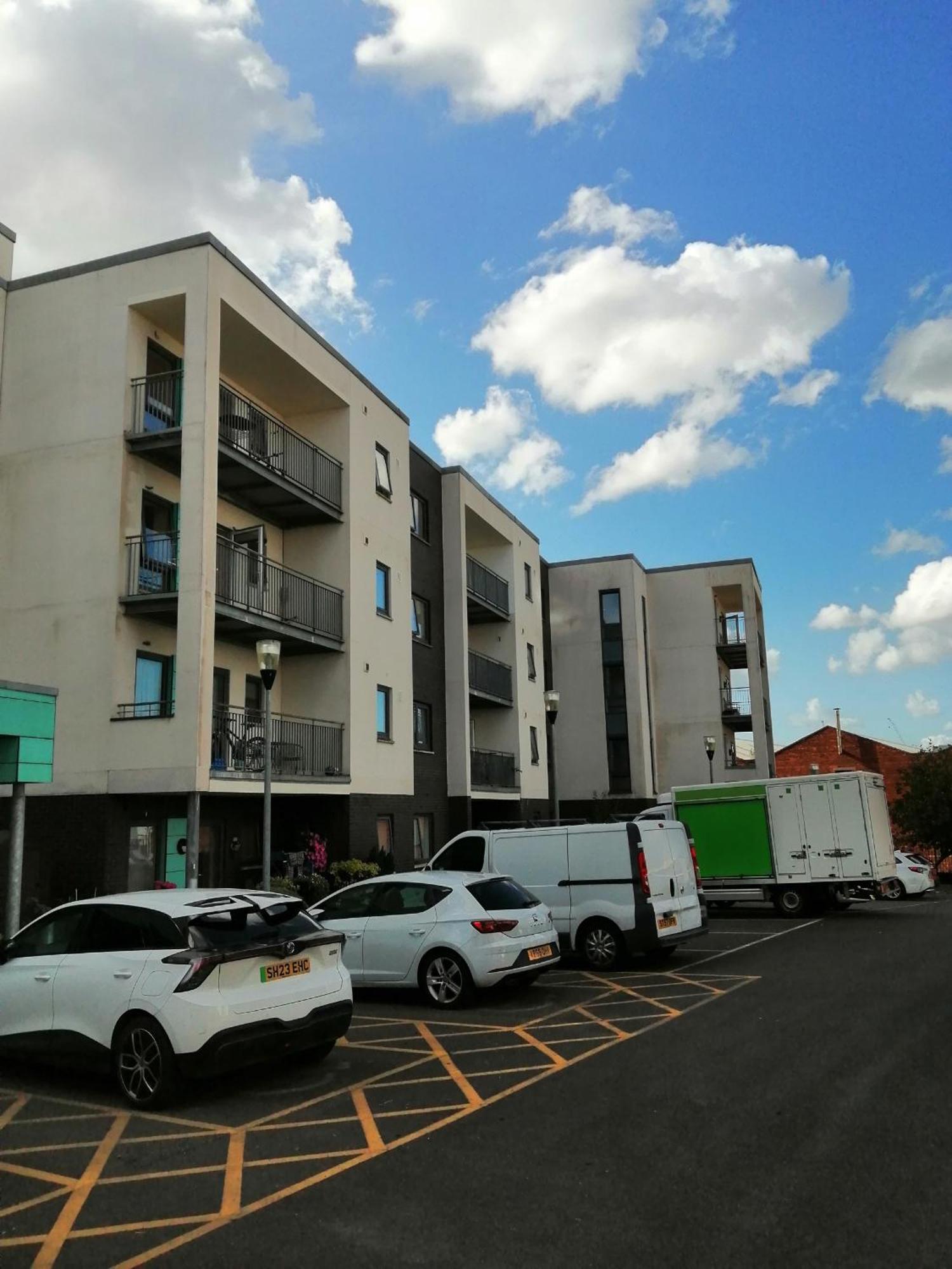 Savoy Court Apartment Manchester Exterior photo